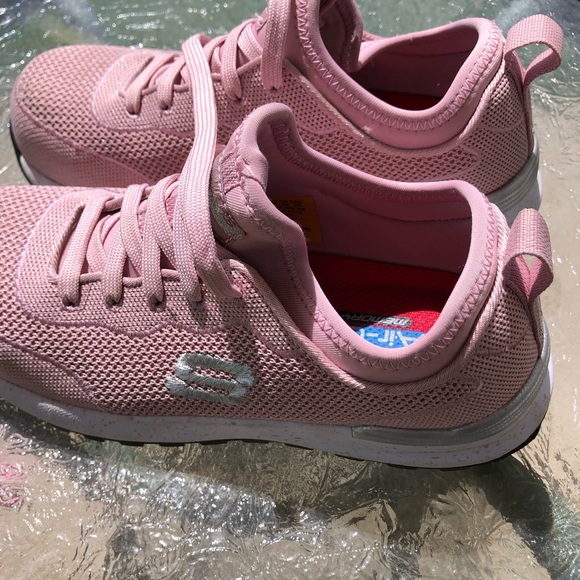 Sketchers shoes women's Size 5 Pink Memory foam Slip Resistant, Safety Toe - Picture 4 of 5